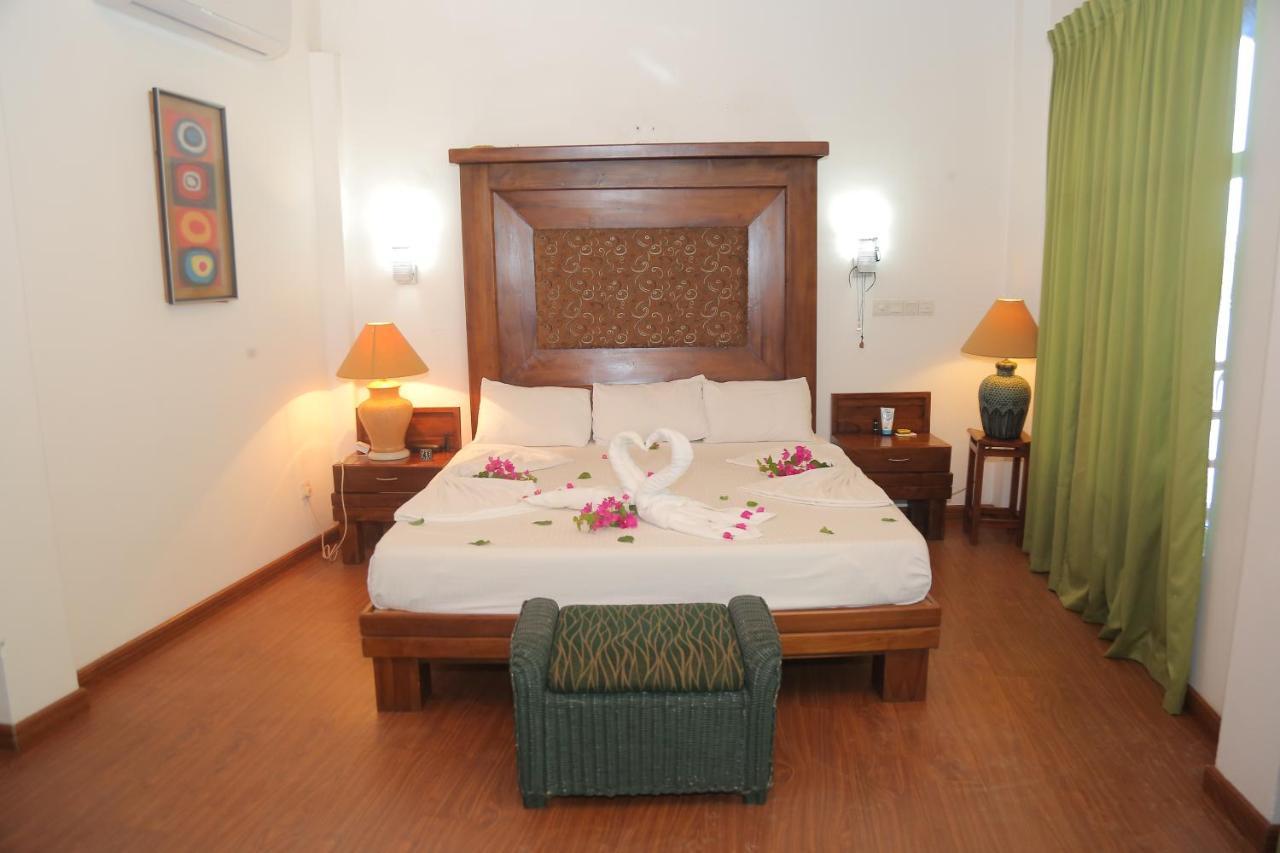 Laluna Ayurveda Resort Bentota Exterior foto
