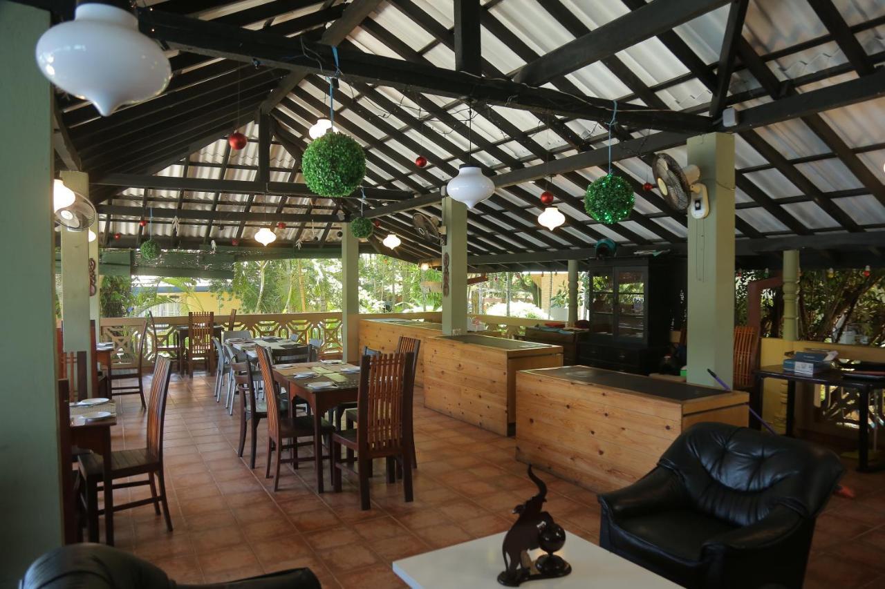 Laluna Ayurveda Resort Bentota Exterior foto