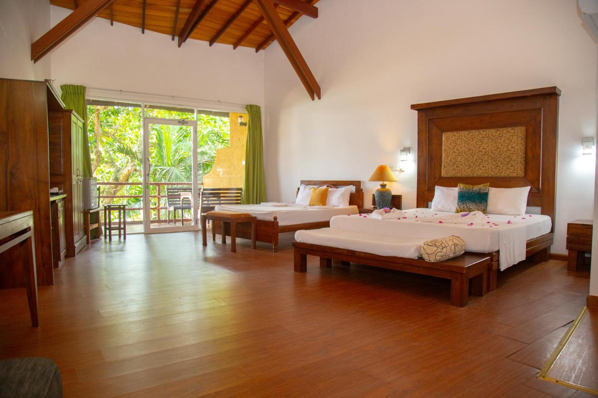 Laluna Ayurveda Resort Bentota Exterior foto