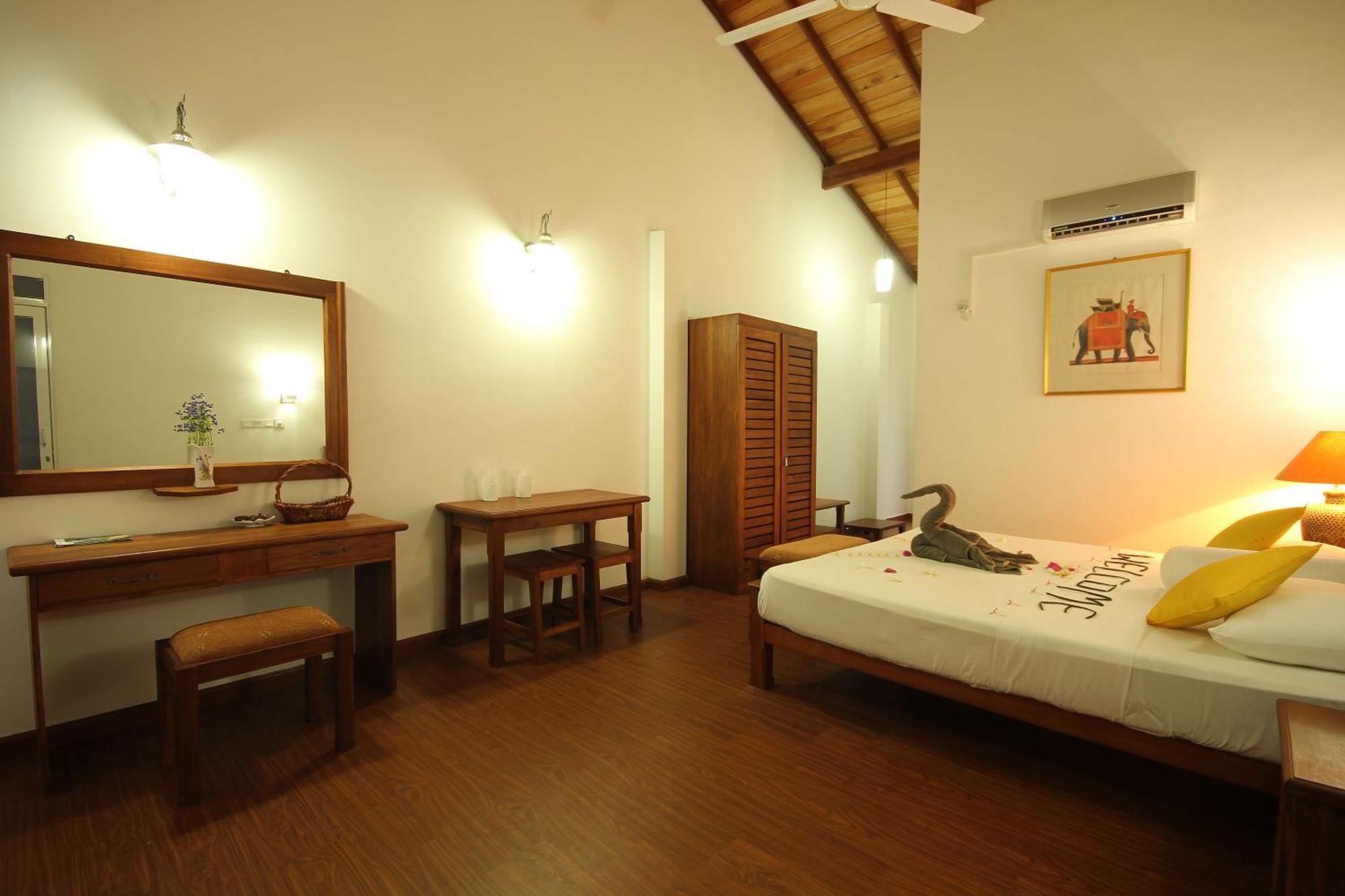 Laluna Ayurveda Resort Bentota Habitación foto